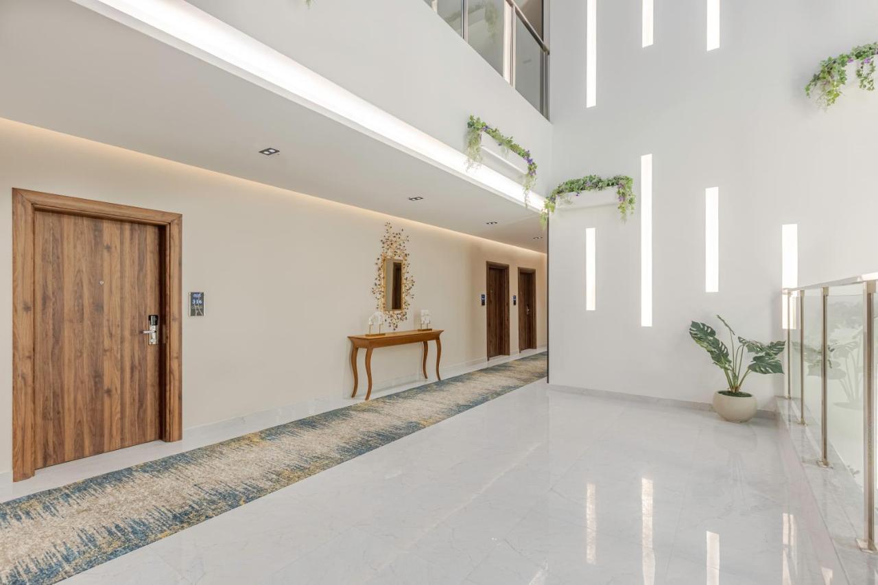 Seven Gardens Hotel Эр-Рияд Экстерьер фото