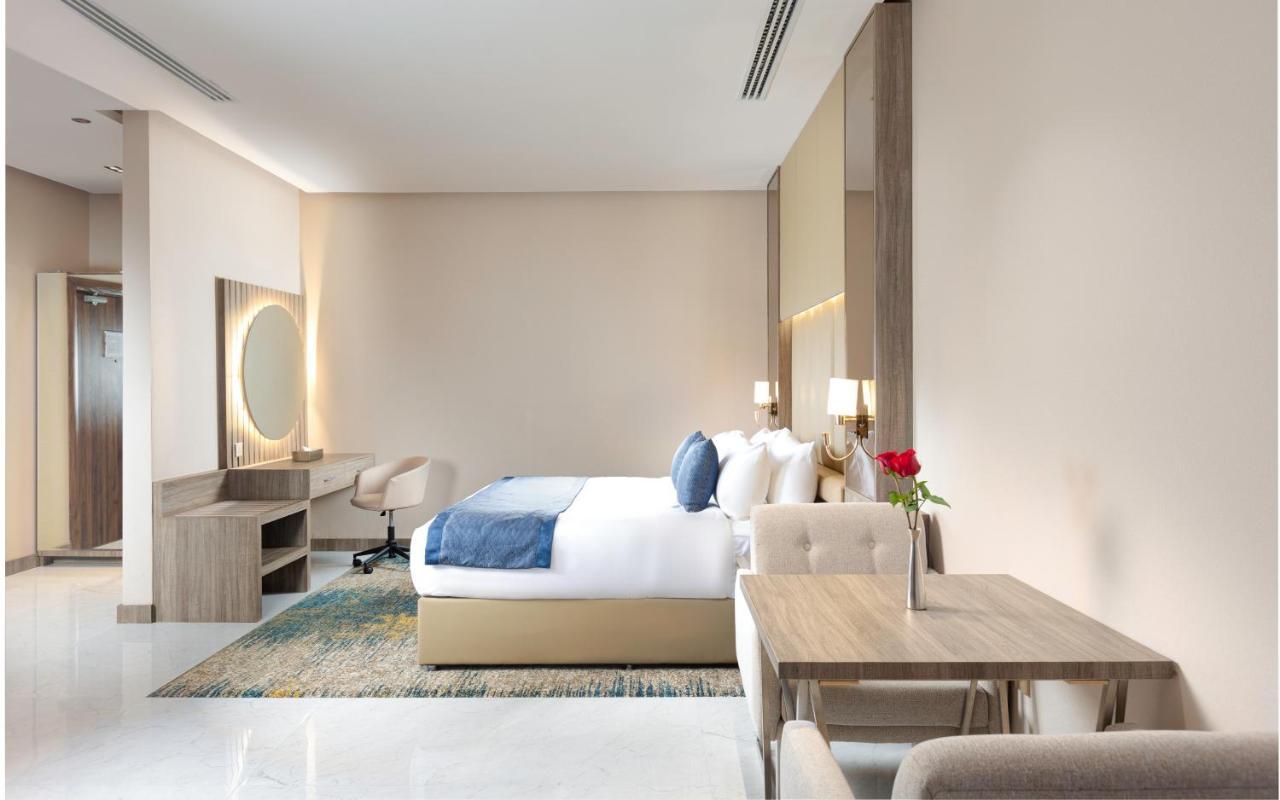 Seven Gardens Hotel Эр-Рияд Экстерьер фото